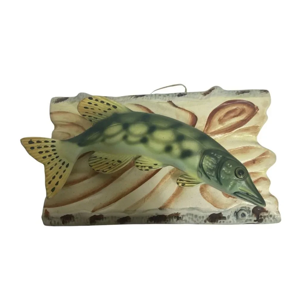 2 VTG ArtMark Japan Fish Wall Plaques 3D plaster Hand painted 6.5